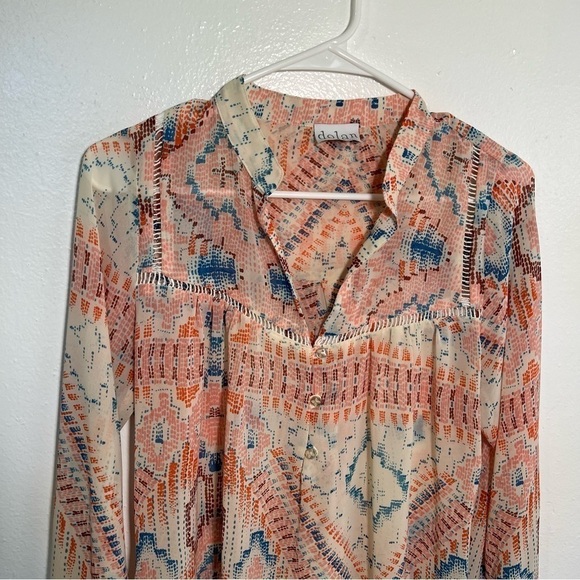 Dolan Popover Blouse Cream Geometric - Picture 4 of 14